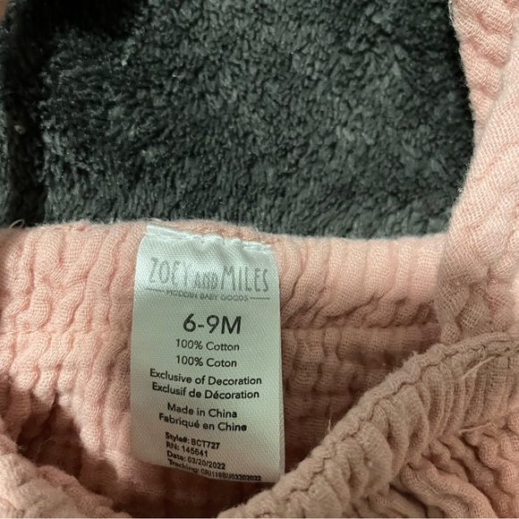 Zoey and Miles Blush Pink Romper 6-9 Months - Picture 2 of 4